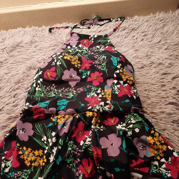 NWT Floral Halter Top Tankini Size Large - Picture 1 of 6